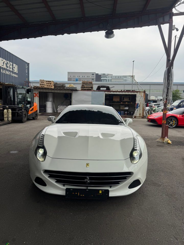 Ferrari California