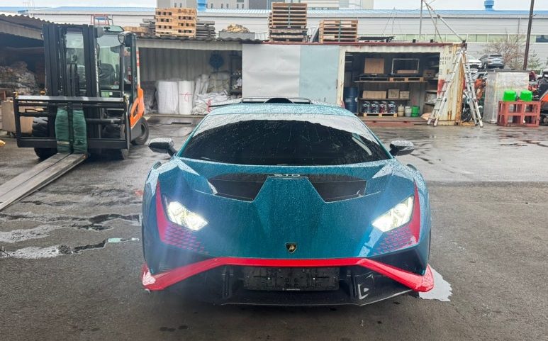 Lamborghini Huracán STO